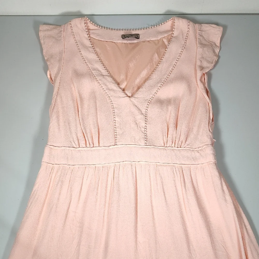 J. Crew Point Sur blush v-neck ruffle hem flutter‎ sleeve midi dress 10